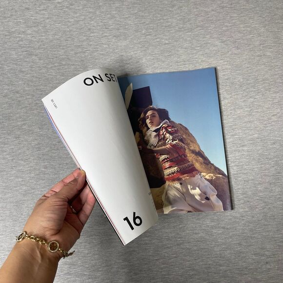 Louis Vuitton The Book #14 Summer 2022 Look Book Coffee Table Magazine - Picture 4 of 12